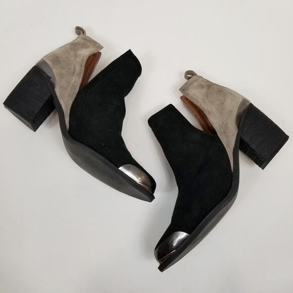 Jeffrey Campbell Optimum Black Gray Suede Ankle Boots Booties Size 9 - Picture 3 of 9